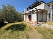 Villa bifamiliare in vendita a Campofelice Di Roccella
