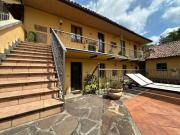 Villa bifamiliare in vendita a Canelli