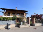 Villa bifamiliare in vendita a Carmagnola via delle...