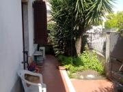 Villa bifamiliare in vendita a Carrara