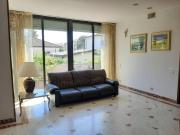 Villa bifamiliare in vendita a Carrara