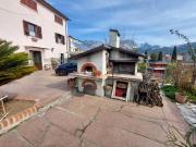 Villa bifamiliare in vendita a Carrara
