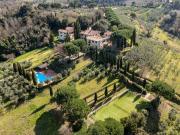 Villa bifamiliare in vendita a Casciana Terme Lari via...