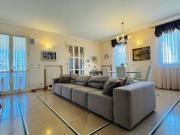 Villa bifamiliare in vendita a Castel Bolognese