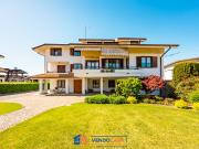 Villa bifamiliare in vendita a Castelletto Stura