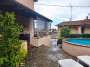 Villa bifamiliare in vendita a Castelnuovo Magra via...