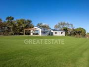 Villa bifamiliare in vendita a Castiglione del Lago via...