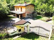 Villa bifamiliare in vendita a Cerete