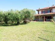 Villa bifamiliare in vendita a Cesena