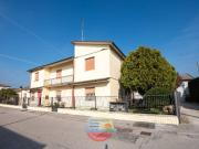 Villa bifamiliare in vendita a Codigoro via Piave, 10/h,...