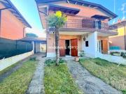 Villa bifamiliare in vendita a Comacchio