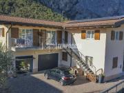 Villa bifamiliare in vendita a Dro via Nogarone 10,...