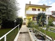 Villa bifamiliare in vendita a Fano via Colle Marino,...