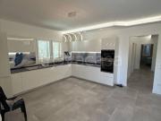 Villa bifamiliare in vendita a Follonica via Don...