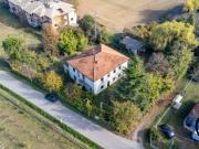 Villa bifamiliare in vendita a Forlì via Trentola, 96