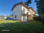 Villa bifamiliare in vendita a Forte Dei Marmi