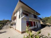 Villa bifamiliare in vendita a Gessopalena