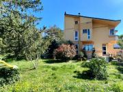 Villa bifamiliare in vendita a Gualdo Tadino
