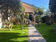 Villa bifamiliare in vendita a Guidonia Montecelio via...