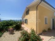 Villa bifamiliare in vendita a Imperia, Porto Maurizio