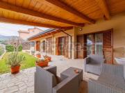 Villa bifamiliare in vendita a L'Aquila via...