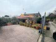 Villa bifamiliare in vendita a Lariano via Centogocce, 2