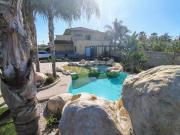 Villa bifamiliare in vendita a Latina, Piccarello