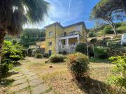 Villa bifamiliare in vendita a Lerici via b. Gazzoli