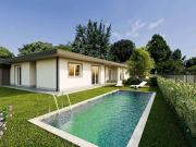 Villa bifamiliare in vendita a Lesmo