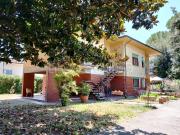 Villa bifamiliare in vendita a Lucca, Monte San Quirico...