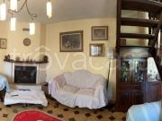 Villa bifamiliare in vendita a Massa via Fivizzano,...