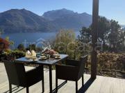 Villa bifamiliare in vendita a Menaggio via per La Grona, 99