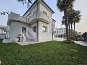 Villa bifamiliare in vendita a Mogliano Veneto