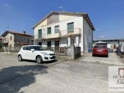 Villa bifamiliare in vendita a Molino Albergati, Cento