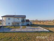 Villa bifamiliare in vendita a Monastier di Treviso via...