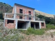 Villa bifamiliare in vendita a Monreale