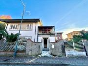 Villa bifamiliare in vendita a Montecatini Terme via...