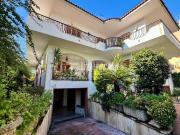 Villa bifamiliare in vendita a Napoli via Notar Giacomo...