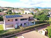Villa bifamiliare in vendita a Olbia viale Porto Istana, 11