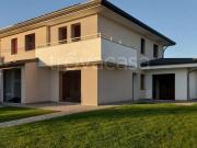 Villa bifamiliare in vendita a Padova via Carnia, 16l,...