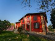 Villa bifamiliare in vendita a Parma