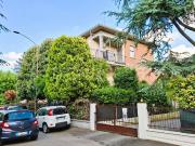 Villa bifamiliare in vendita a Parma, San Lazzaro