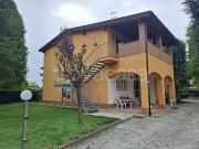 Villa bifamiliare in vendita a Parma via Toscana, San...