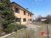 Villa bifamiliare in vendita a Pasiano di Pordenone