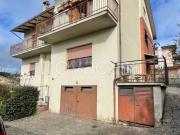 Villa bifamiliare in vendita a Passignano sul Trasimeno...