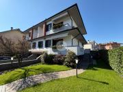 Villa bifamiliare in vendita a Pessano con Bornago via...