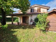 Villa bifamiliare in vendita a Pietrasanta