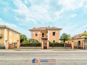 Villa bifamiliare in vendita a Pinerolo via Martiri del...