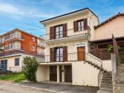 Villa bifamiliare in vendita a Pino Torinese via Rovereto, 2