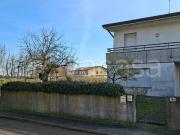 Villa bifamiliare in vendita a Polesella via Giacomo...
